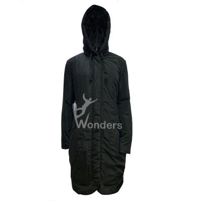 中国 女性のHeatherの黒のフード付きのパッドを入れられた長距離回線部門のパッファーのジャケット 販売のため