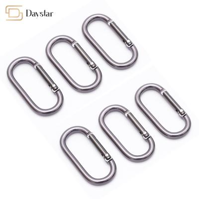 China Heavy Duty Metal Spring Hook , Oval Rectangle Keychain Snap Clip For Bag Hiking for sale