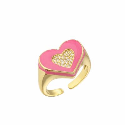 China Micro Pave 18K Diamond Ring Gold Plated Heart Drop Oil Chunky Gold Heart Ring for sale