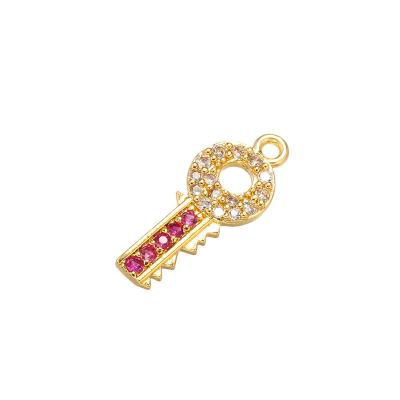 China OEM Sterling Silver Key Charm Zircon Vintage 18k Gold Plated Pendants for sale