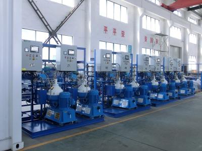 China Limpieza de uno mismo diesel de gasolina y aceite pesada del separador de la centrifugadora de Laval de la  del purificador de aceite de lubricación 50Hz/60Hz 1000-30000L/H en venta