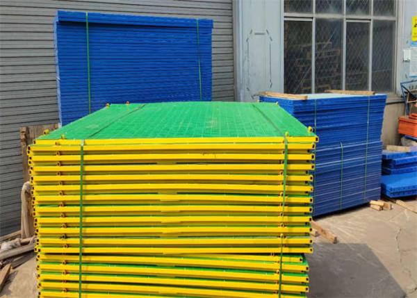 Quality Yellow Frame Fireproof Construction Safety Screens 1mX2m For Protection for sale