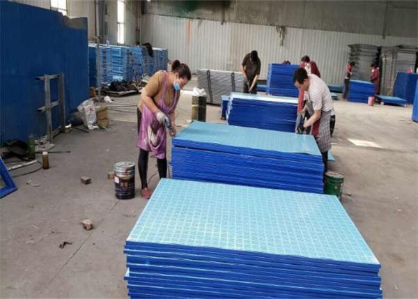 Quality 0.7-1.2mm Thick Tube Perimeter Safety Screens for sale