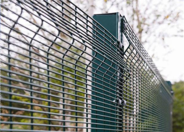 Quality PVC Coated 358 Security Fence Anti Climb Netting 2.4m 2.7m Height For Airport for sale