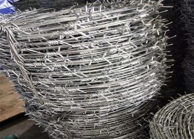 中国 保護とげがある亜鉛メッキワイヤーかみそりの網の塀の一本鎖 販売のため