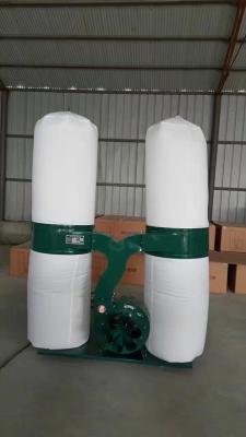 China La carpintería de la extracción de polvo de 220V 380V trabaja la operación estable de los barriles dobles en venta