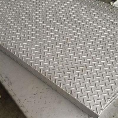 China Hot Rolled 304 Stainless Steel Embossed Sheets 1500 * 6000mm 10mm Antiskid for sale