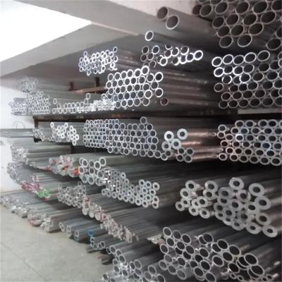 中国 6061 Aluminum Tube Pipe Customized Length Astm Standard 18*1mm Size 販売のため