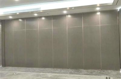 China Instalación fácil plegable de madera acústica de la pared de división para la sala de reunión en venta