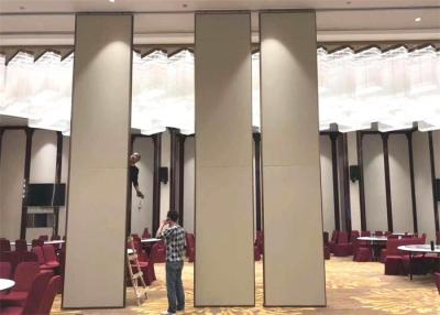 China No Rusting Aluminum Frame Partition Hanging Sound Blocking Partition Wall for sale