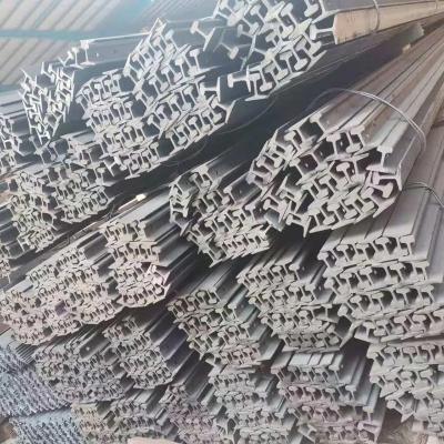 China Hms1-2 Q235B 45#Mn R260 U71mn Material Grade Crane Rail Steel Railway Track Qu70 Qu80 Qu100 Qu120 en venta