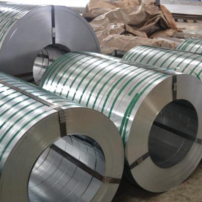 Chine Galvanized Steel Tape Manufacture Dx51d Z140 ASTM Q195 Galvanized Steel Strips à vendre