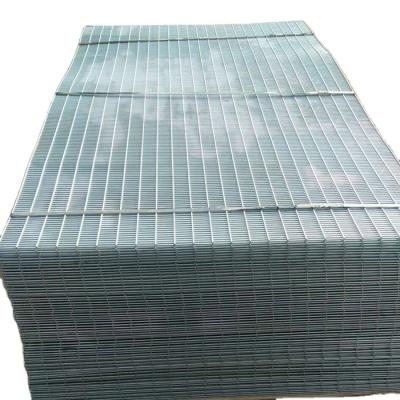 China 4x4 hot dipped Galvanized welded wire mesh sheet panel for sale