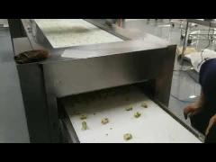 Cereal bar mold forming machine