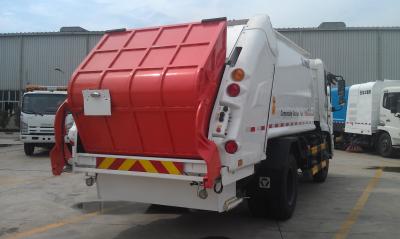 China Detachable Garbage Compactor Truck for sale