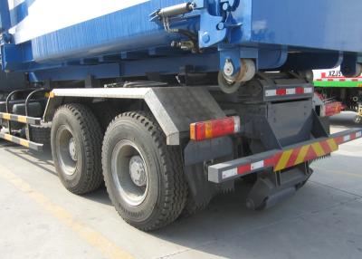 China 2-3tons Detachable roll off garbage truck / Hooklift Truck XZJ5060ZXX for loading, unloading, and transport for sale