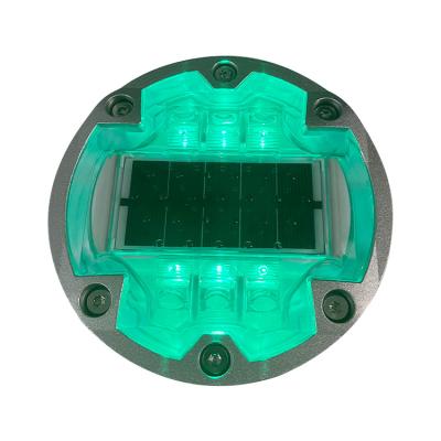 China Aluminium Shell Solar Powered Road Studs IP68 Embedded With 6 Screws for sale