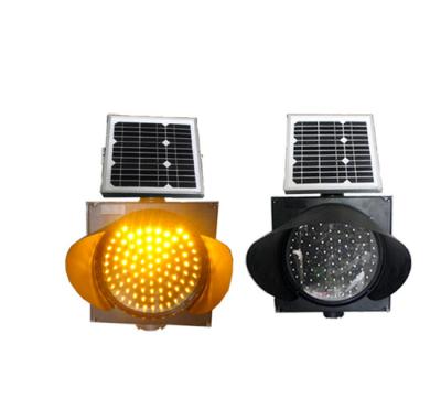 China Yellow High Brightness 12V 7AH Solar Powered Traffic Lights Plastic for sale