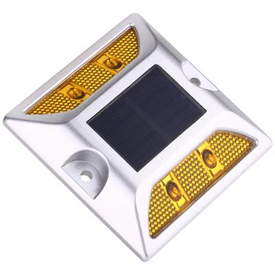 China Steady Lighting Aluminum 115mm Solar Powered Road Studs With CE for sale