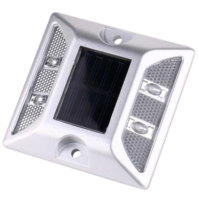 China Flashing Outdoor 2V 100MA Street Reflective Markers Solar Charging for sale