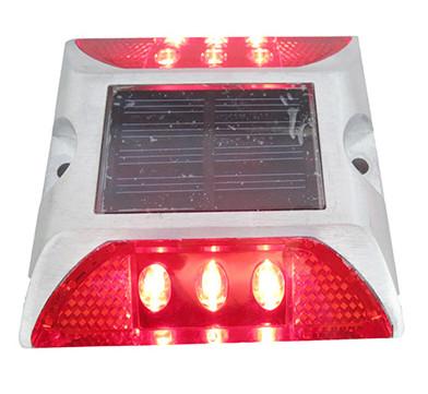 China Aluminum Ce standard 5mm LED IP68 Proetect solar road markers for sale