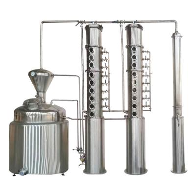China Steam Heating SUS304 Brandy/Gin Distillation Equipment for Multifunctional Processing for sale