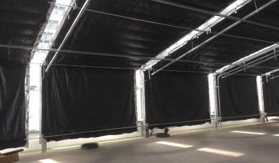 China El material ligero automatizado flexible 3 de la cubierta del invernadero de la privación acoda toda la malla tejida negra en venta