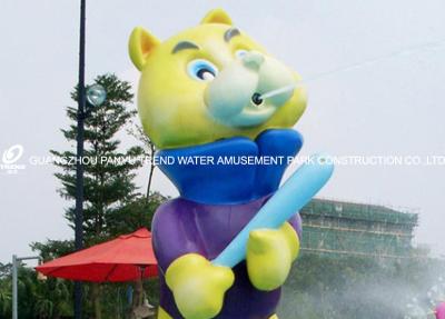 China Funny Spray Park Equipment , Colored Spray Bear For Kids / Adults for Water Park for sale