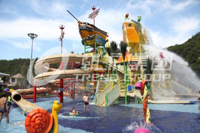 China Safe Pirate Ship Medium Water Play Equipment Funny Slide Resort for sale