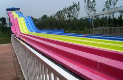 China Diapositiva de lado a lado con varios carriles de la raza de la fibra de vidrio, compitiendo con el Waterslide, toboganes acuáticos de encargo en venta