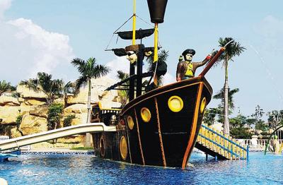 China Customized Fiberglass Pirate Ship / Corsair Aqua Play Water Park Equipment for sale