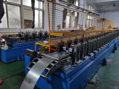 China Rollo 70M M octagonal de acero galvanizado de la puerta del obturador del tubo de 60M M que forma la máquina en venta