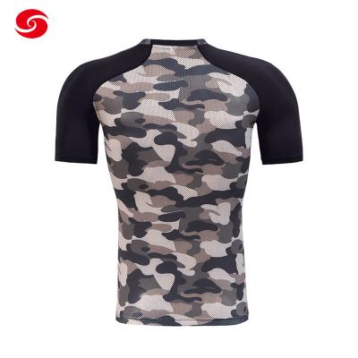 China Camuflagem da camisa da camiseta T de Mesh Fitness Sport Compression Running de pano do olho do pássaro à venda