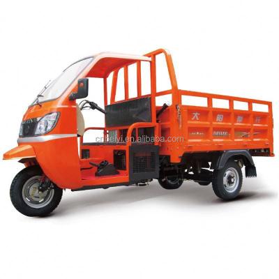 China Triciclo de carga motorizado con cabina para carga en el mercado indio en venta