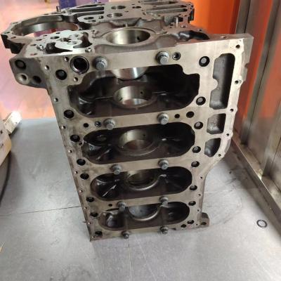 China Original Second Hand Good Condition Cylinder Block 4HK1 for sale