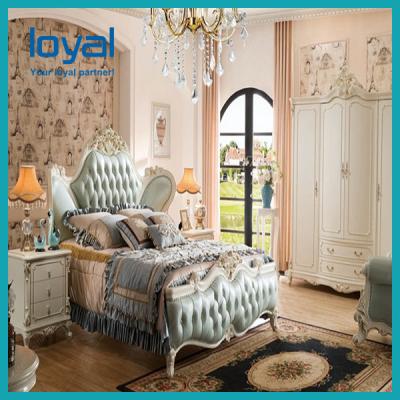 China Antique Elegant Classic Hotel Furniture Bedroom Bed for sale