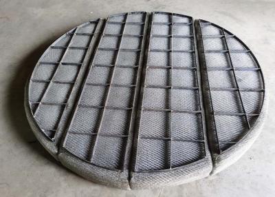 China 0.15mm Knitted High Density Wire Mesh Demister Mat With Bracket à venda