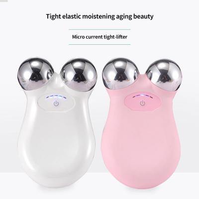 China Double Chin Electric Face Massager Heat Skin Tighten Anti Wrinkle Anti Aging for sale