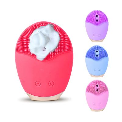 China IPX6 500mAh Silicone Vibrating Face Cleanser / Automatic Face Wash Brush for sale