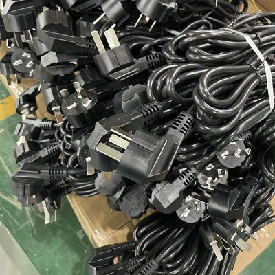 China Automobile Electric Power Cable With Plug for sale