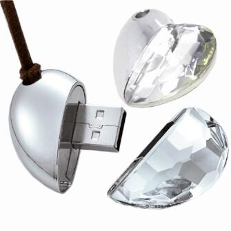 China Hidden Chip Jewelry Style Heart USB Flash Drive Crystal Metal 64GB for sale