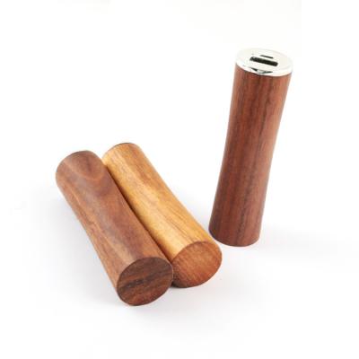 China Li Ion 18650 Battery Portable Power Bank Walnut Wooden Material for sale