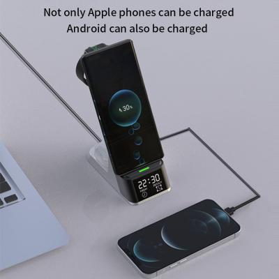 China Multifunction Wireless Charger with 5V/2A Input 3 In 1 Wireless Charger Station en venta