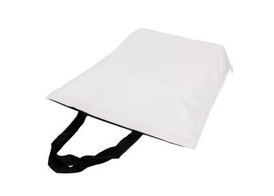 China Recycle White Pp Non Woven Bags With Handle 5 Kg Capacity Suqare Bottom for sale