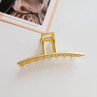 China 12cm 5 Inch Cute Claw Clips For Hair Hollow Metal Shark Retro Alloy for sale