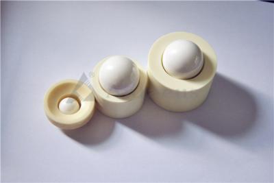 China Bolas de cerámica del óxido de circonio de las piezas de la circona refractaria blanca en venta