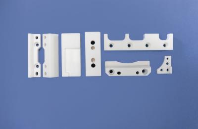 中国 CNCの構造機械化のジルコニアの陶磁器の部品6.0g/cm3 販売のため
