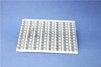 Китай Керамические изделия глинозема изоляторов ISO9001 95% керамические электрические в электронике продается
