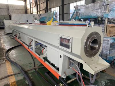China Fonte de água e linha da extrusão da tubulação do PVC da tubulação da drenagem que faz a máquina à venda