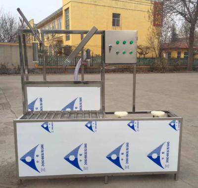 China Garrafa de água potável 100BPH semi automática máquina tampando de lavagem do enchimento de 5 galões à venda